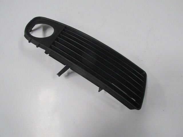 AUDI A6- 98/01; SİS KAPAĞI SAĞ SİYAH (SİS DELİKLİ) (TW) 4B0807682H01C