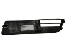 AUDI A4- 95/99; SİS LAMBA KAPAĞI SAĞ SİS DELİKSİZ (TYG) 8D0807346G01C