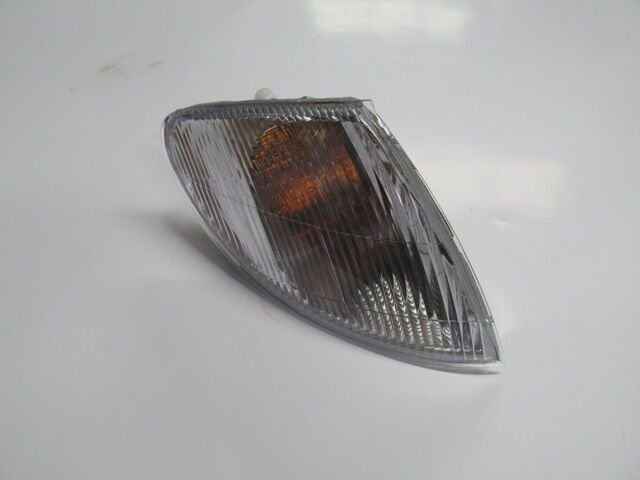 RENAULT MEGANE- 1- 98/99; ÖN SİNYAL SAĞ BEYAZ (PLEKSAN) 7701040713