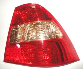 TOYOTA COROLLA- ZZE121- 02/03; STOP LAMBASI SAĞ KIRMIZI/ŞEFFAF SARI (CASP) (E MARKLI) 81551-02190