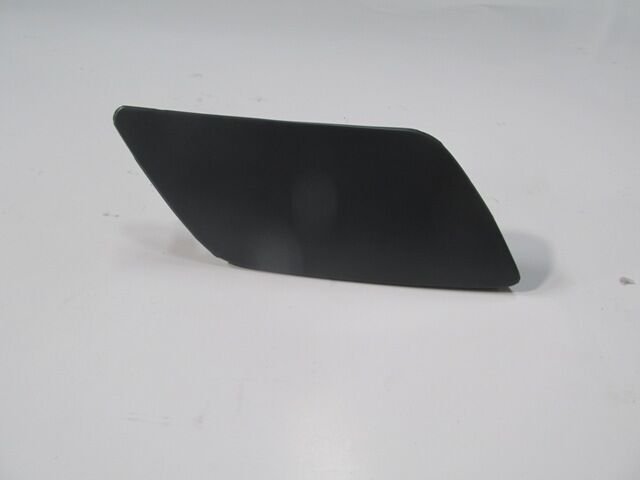 AUDI A3- 05/08; FAR YIKAMA FISKİYE KAPAĞI SAĞ SİYAH (TW) 8P4955276GRU