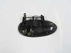 DAEWOO MATIZ- 98/01; ÖN KAPI DIŞ AÇMA KOLU SOL SİYAH (PÜTÜRLÜ TİP) (HUSHAN) 96507783