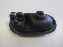 RENAULT SYMBOL- 13/21; ÖN KAPI İÇ AÇMA KOLU SAĞ NİKELAJLI 806718771R