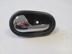 RENAULT SYMBOL- 13/21; ÖN KAPI İÇ AÇMA KOLU SOL NİKELAJLI 826724918R