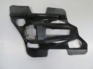 FORD TOURNEO CONNECT- 14/19; SİS LAMBA KAPAĞI İÇ BAĞLANTI BRAKETİ PLASTİĞİ SOL (TW) 1807906