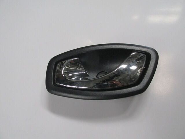 RENAULT CLIO- 4- HB- 13/16; ÖN KAPI İÇ AÇMA KOLU SOL NİKELAJLI 826733790R