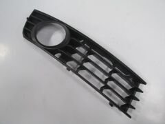 AUDI A4- 02/05; SİS LAMBA KAPAĞI SAĞ SİS DELİKLİ (TW) 8E080768201C