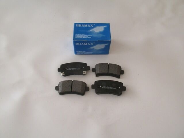 OPEL INSIGNIA- 09/17; ARKA FREN BALATASI 1,4/1,6/1,8/2,0 (DİSK)(106,4X47,4X17,3)(BRAMAX) 13237766