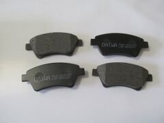 RENAULT SCENIC- 2- 03/07; ÖN FREN BALATASI (KABLOSUZ)(DİSK) (136,6X59,2X17,5) (BRAMAX) 7701207672