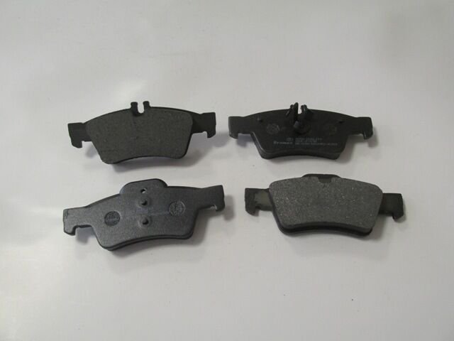 MERCEDES S CLASS- W220- 02/05; ARKA FREN BALATASI(KABLOSUZ)DİSK(140,2X57,4X15,7/141,4X59,4X15,7)BRAM A0044204420