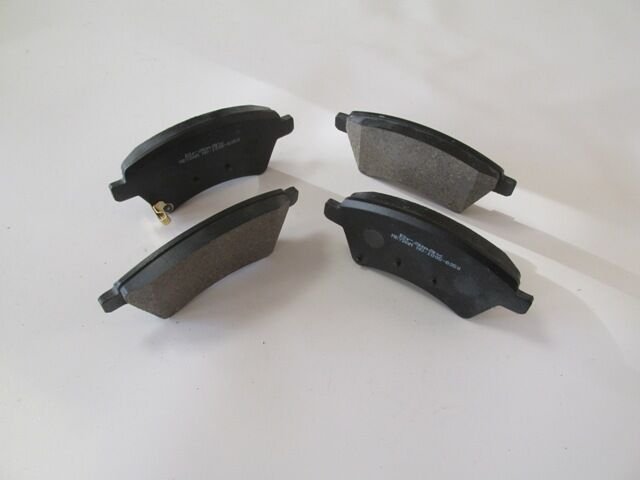 SUZUKI SX4- 07/13; ÖN FREN BALATASI 1,5/1,6/1,9/2,0 (KABLOSUZ)(DİSK) (131,6X57X15,5)(BRAMAX) 71750033