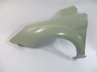 FORD FOCUS- SD/HB- 08/11; ÖN ÇAMURLUK DELİKSİZ SOL GRİ BOYALI (SIMYI) P8N41A16009AB