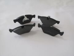 MERCEDES E CLASS- W211- 03/06; ÖN FREN BALATASI(KABLOSUZ)DİSK(155,3X69,3X19,4/156,4X63,9X19,4)BRAMAX A0044200720