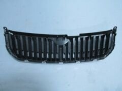 SKODA SUPERB- 09/12; ÖN PANJUR SİYAH (İÇ PETEKLERİ SİYAH/ÇERÇEVESİ NİKELAJLI) (TW-Y) 3T0853668A