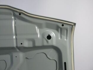 ISUZU TFR PICK UP- 98/02; MOTOR KAPUTU GRİ BOYALI (İCELİ/ÇEKOMASTİKLİ) (SIMYI) 8-97912-164-0