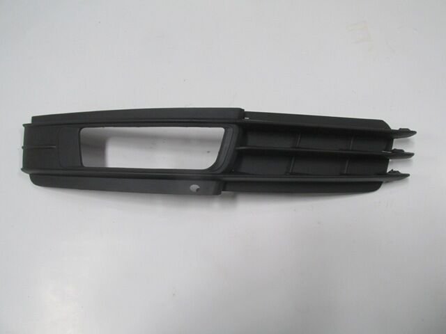 AUDI A6- 09/11; SİS LAMBA KAPAĞI SOL SİS DELİKLİ (TW) 4F0807682P
