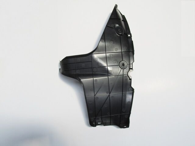 TOYOTA CHR- 16/23; ARKA TAMPON BRAKETİ SAĞ (YAN KULAĞA TAKILAN) 52591-F4010