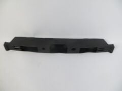 RENAULT MEGANE- 3- HB- 12/13; ÖN TAMPON ORTA BAĞLANTI BRAKETİ (PLASTİK)(TYG) 620903212R