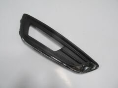 FORD FOCUS- SD/HB- 15/18; SİS LAMBA KAPAĞI SAĞ SİS DELİKLİ (NİKELAJ ÇITALI) (TW) F1EB15A298BC