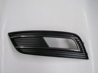 AUDI A4- 13/15; SİS LAMBA KAPAĞI SOL SİS DELİKLİ (NİKELAJ ÇITALI) 8K0807681B