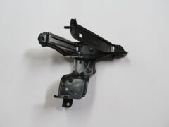 TOYOTA HILUX- PICK UP LN145- 02/05; ÖN ÇAMURLUK İÇ BAĞLANTI BRAKETİ SAĞ (TW) 53705-35070