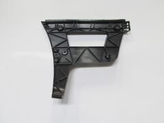 AUDI A4- 08/12; ARKA TAMPON BRAKETİ İÇ SAĞ (YAN KULAĞA TAKILAN) (PLASTİK) (TW) 8K5807454