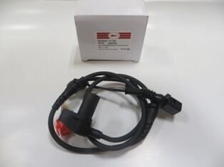 AUDI A4- 95/99; ABS SENSÖRÜ ÖN SAĞ/SOL AYNI (ADET) (2+2 FİŞ) (1,6/1,8/1,9 TDI/2,4/2,6/2,5 TDI) (SH 4B0927803B