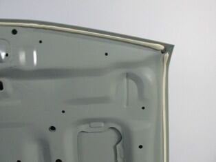 MITSUBISHI PAJERO- 92/97; MOTOR KAPUTU GRİ BOYALI (İCELİ/ÇEKOMASTİKLİ) (SIMYI) MB861454