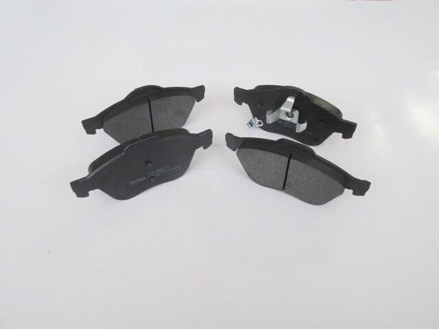 TOYOTA AVENSIS- 98/00; ÖN FREN BALATASI 1,6/1,8/2,0 (DİSK) (155X71,1X17,5/15;6,4X68,4X17,5) (DAIWA) 04465-05080