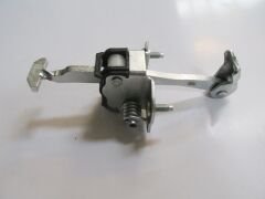 CITROEN C4 GRAND PICASSO- 07/12; ARKA KAPI DURDURUCUSU SAĞ/SOL AYNI (ADET) (KAPI GERGİSİ) 9181K4