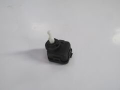 SEAT TOLEDO- 99/05; FAR MOTORU (12V)(YAN SOKET GİRİŞLİ) (BFN) 1J0941295C