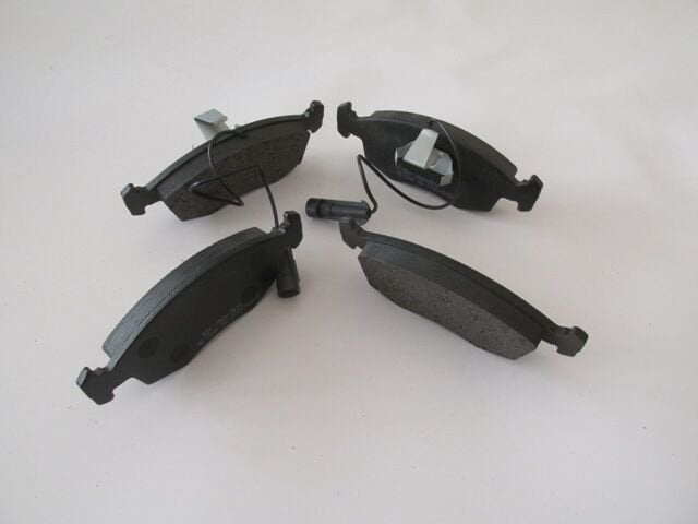 FIAT SIENA- 97/02; ÖN FREN BALATASI 1.2/1.4/1.6cc/1.7/1.9D (2 KABLOLU)(DİSK)(151.5x52.5x18) (BRAMAX) 9947954