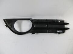 AUDI A3- 05/08; SİS LAMBA KAPAĞI SOL SİS DELİKLİ SİYAH (TW) 8P4807681B