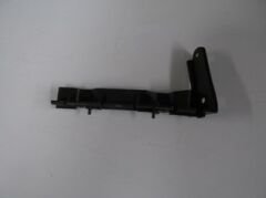 AUDI A8- 08/10; ÖN TAMPON BRAKETİ SAĞ PLASTİK (BFN) -