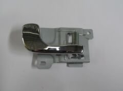 MITSUBISHI PAJERO- 92/97; ÖN KAPI İÇ AÇMA KOLU SAĞ SİYAH (ELCEĞİ NİKELAJLI) (HUSHAN) MB669170