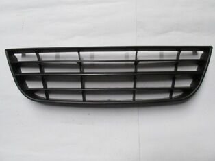 VOLKSWAGEN POLO- 5- 05/09; ÖN TAMPON PANJURU SİYAH (TEK FARLI TİP) (TW) 6Q0853677B9B9