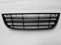 VOLKSWAGEN POLO- 5- 05/09; ÖN TAMPON PANJURU SİYAH (TEK FARLI TİP) (TW) 6Q0853677B9B9
