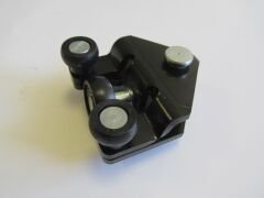 RENAULT MASTER- 2- 04/10; SÜRGÜLÜ KAPI ALT RAY BAĞLANTISI SAĞ 8200080754