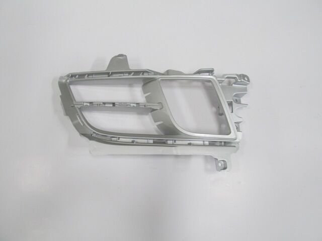 MAZDA 6- SD- 09/10; SİS LAMBA KAPAĞI SAĞ (SİS DELİKLİ) (TYG) GS7T-50-C11B