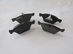 MERCEDES E CLASS- W210- 00/02; ÖN FREN BALATASI KABLOSUZ)DİSK(156,4X69,1X19,4/156,4X63,9X19,4)BRAMAX A0024205020