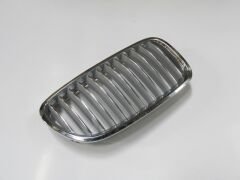 BMW 5 SERI- F10- 10/13; ÖN PANJUR SAĞ NİKELAJLI İÇ PETEKLERİ GRİ (TW) 51137261356