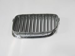 BMW 5 SERI- F10- 10/13; ÖN PANJUR SAĞ NİKELAJLI İÇ PETEKLERİ GRİ (TW) 51137261356