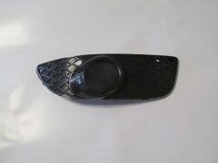 MITSUBISHI LANCER- 08/13; SİS LAMBA KAPAĞI SAĞ SİYAH (SİS DELİĞİ KAPALI) (FPI) 8321A090