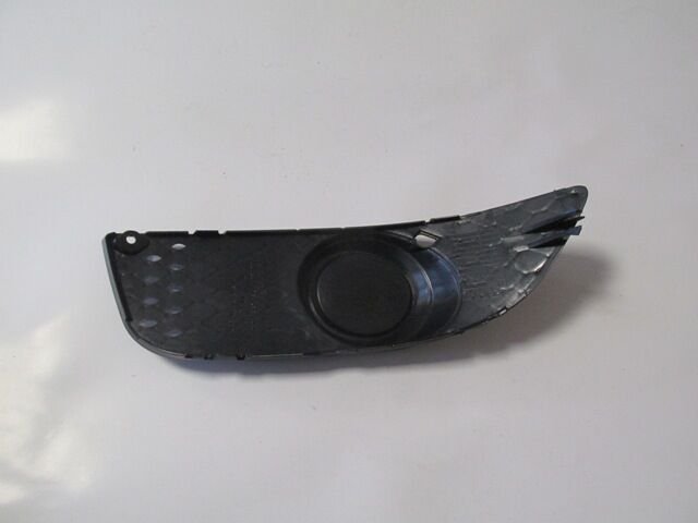 MITSUBISHI LANCER- 08/13; SİS LAMBA KAPAĞI SAĞ SİYAH (SİS DELİĞİ KAPALI) (FPI) 8321A090