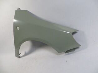 SKODA FABIA- 07/15; ÖN ÇAMURLUK DELİKLİ SAĞ GRİ BOYALI (SIMYI) 5J0821022A