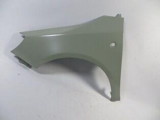 SKODA FABIA- 07/15; ÖN ÇAMURLUK DELİKLİ SOL GRİ BOYALI (SIMYI) 5J0821021A