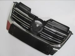 VOLKSWAGEN JETTA- 5- 06/10; ÖN PANJUR (NİKELAJ KAPLAMALI) SENSÖR DELİKSİZ (PLAKALIK 52 CM) (TW) 1K5853653A9B9
