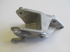 OPEL ASTRA- J- SD/HB- 10/20; ŞANZUMAN ARKA BAĞLANTI TAKOZU (1.3 DİZEL) 13324497