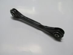 AUDI A4- 15/18; ARKA DENGE KOLU SAĞ/SOL AYNI (ADET) BURÇLU (SALINCAK)(SH) 8K0501529L