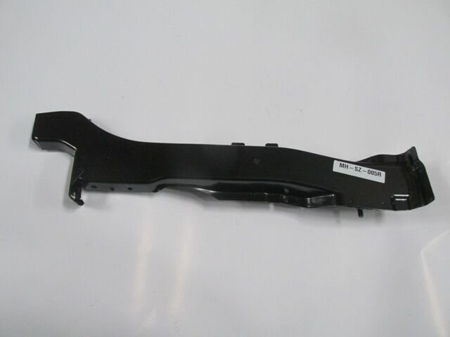 SUZUKI SWIFT- 05/11; ÖN PANEL YAN PARÇA SAĞ (TW) 58110-63J00